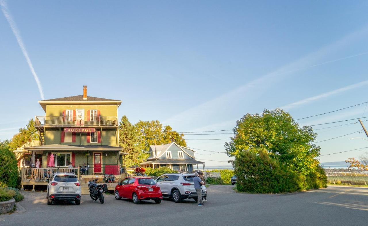 Auberge De La Rive De Charlevoix - Auberge De Jeunesse Familiale Pour Voyageurs De Tous Ages Saint-Joseph-de-la-Rive 外观 照片